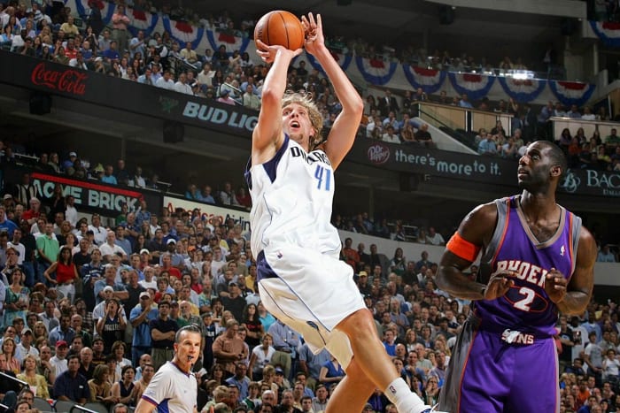 09-Dirk-Nowitzki-015604056.jpg